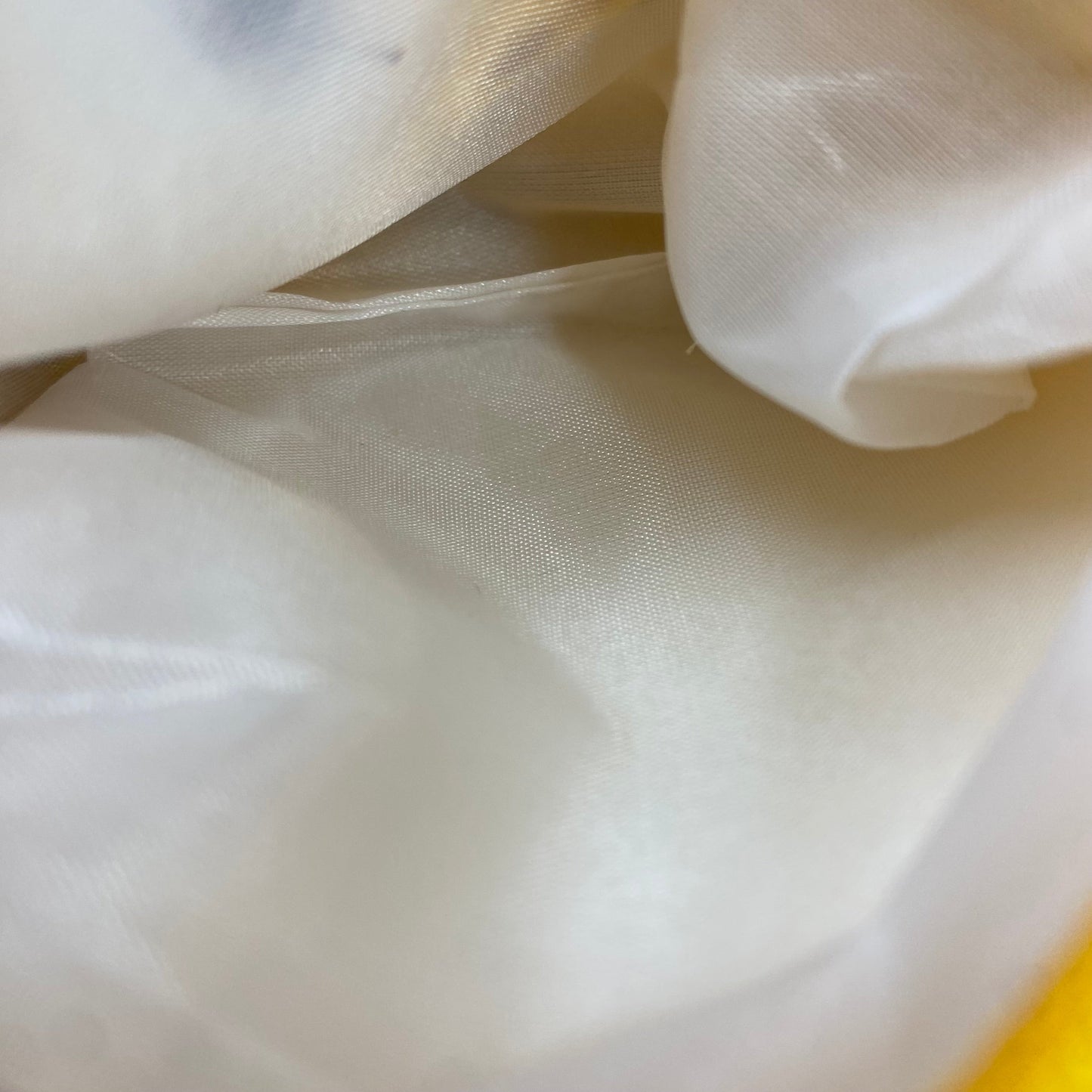 Coin Pouch Keychain - Velour - Bee