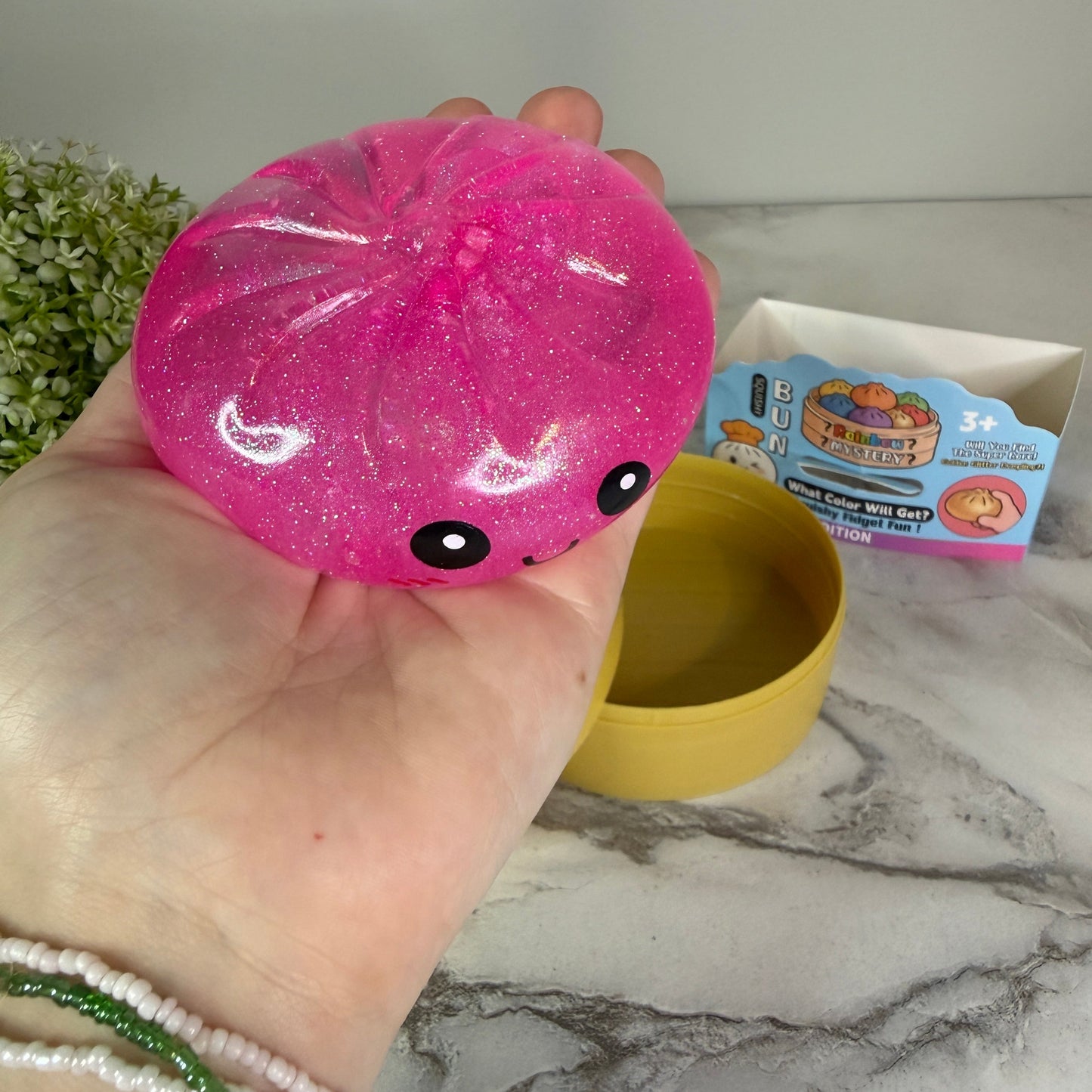 Squishy Toy - Viral Dumpling, Slow Rise Glitter - Pink