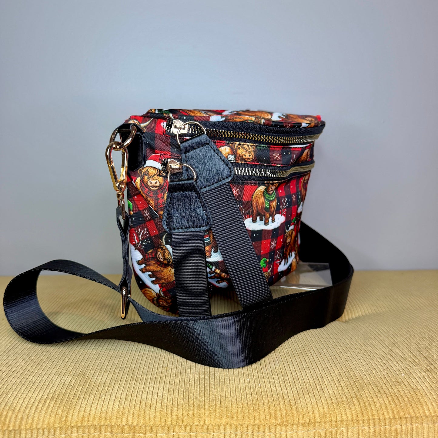 The Roni Nylon Crossbody - Christmas Winter Highland Cow