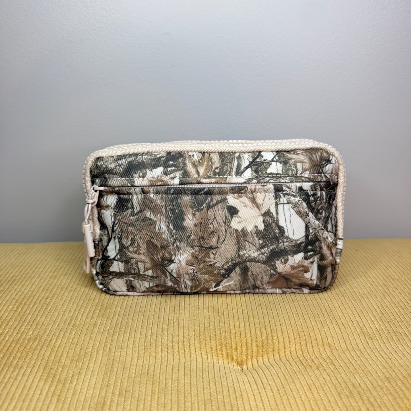 Remi - Nylon Crossbody - Camo
